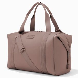 DAGNE DOVER LANDON NEOPRENE
CARRYALL BAG